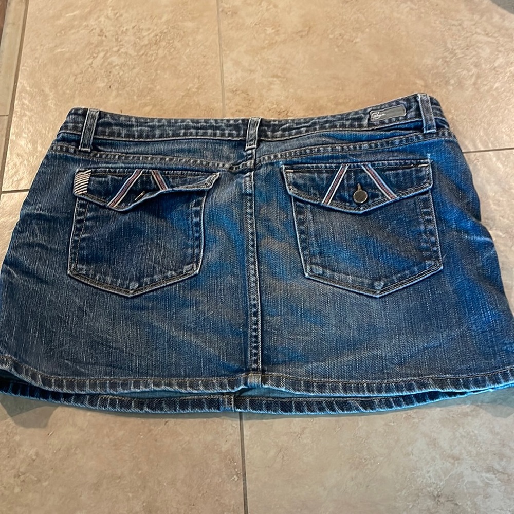 Paige Jean Skirt. Sz 32. Preowned. Mini skirt.